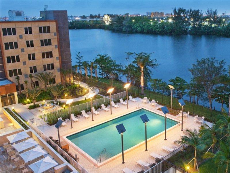 מלון Element Miami International Airport מראה חיצוני תמונה